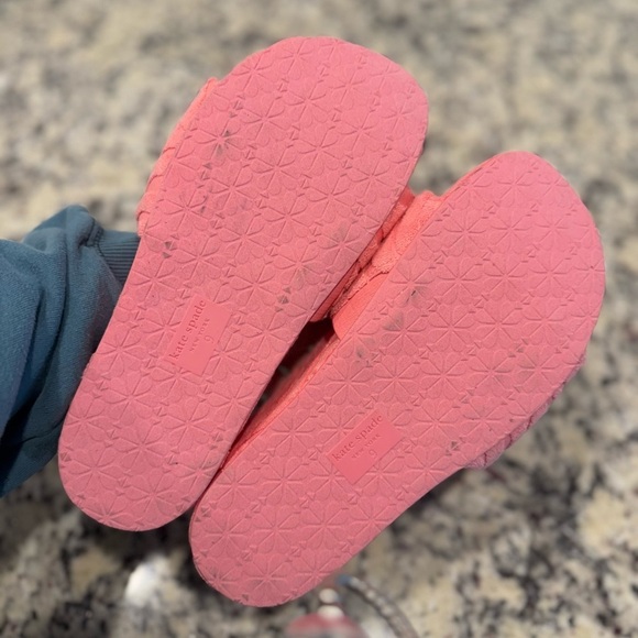 SOLD - Kate Spade Pink Wavy Slide Sandals - Picture 8 of 8